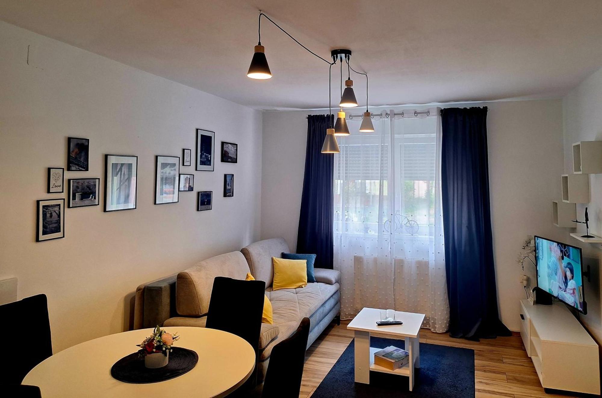 Gospic Riverside Apartment Buitenkant foto