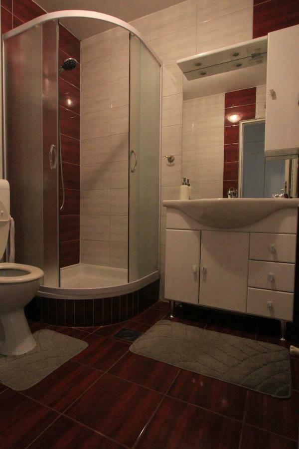 Gospic Riverside Apartment Buitenkant foto